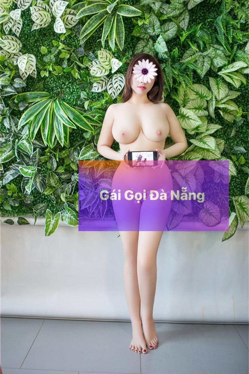 Kỳ Thương ID 330 – chiều khách siêu dâm dịch vụ hấp dẫn