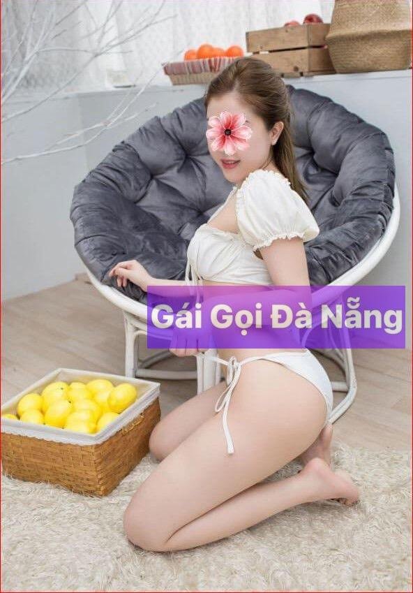 Quỳnh Trang-Thân Hình Nóng Bỏng Dịu Dàng Dễ Thương